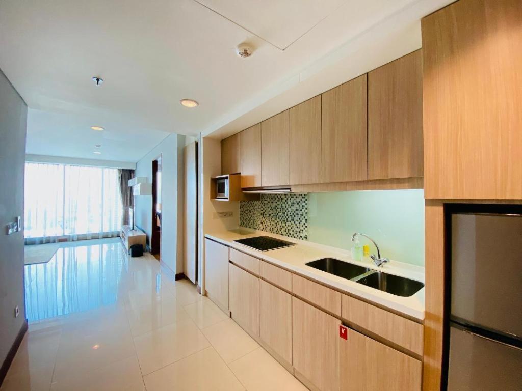 The H Tower Rasuna Suites Kuningan Jakarta By Villaloka المظهر الخارجي الصورة