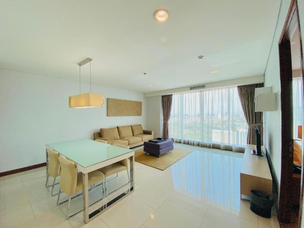 The H Tower Rasuna Suites Kuningan Jakarta By Villaloka المظهر الخارجي الصورة