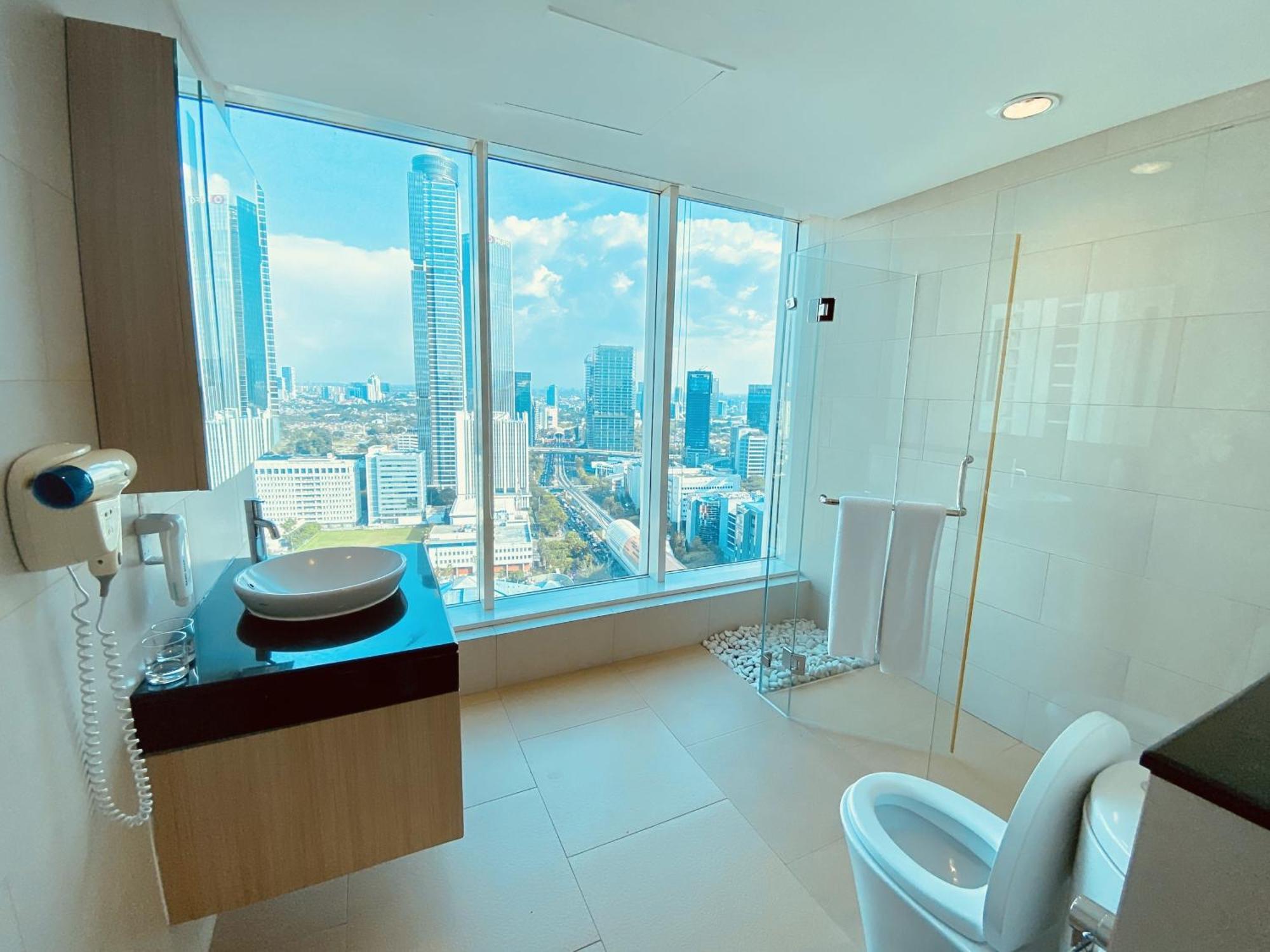 The H Tower Rasuna Suites Kuningan Jakarta By Villaloka المظهر الخارجي الصورة